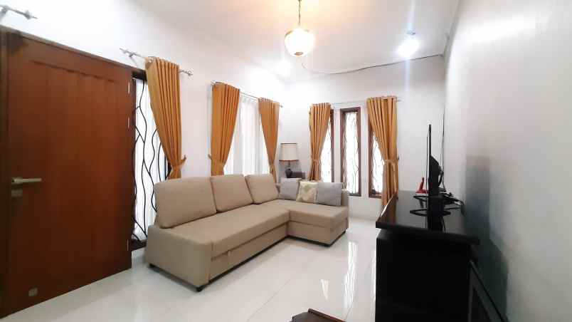 dijual rumah parongpong kab bandung