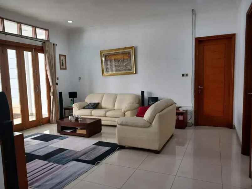 dijual rumah pekayon
