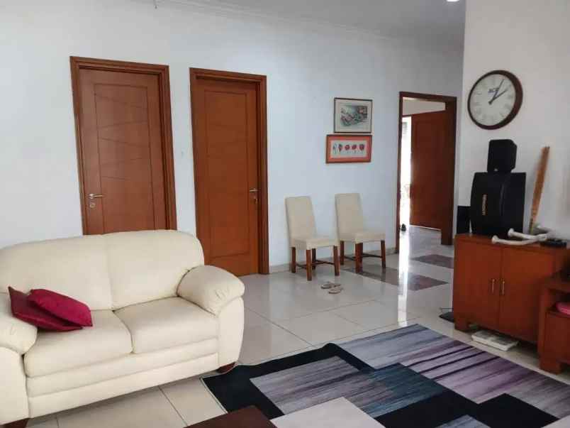 dijual rumah pekayon