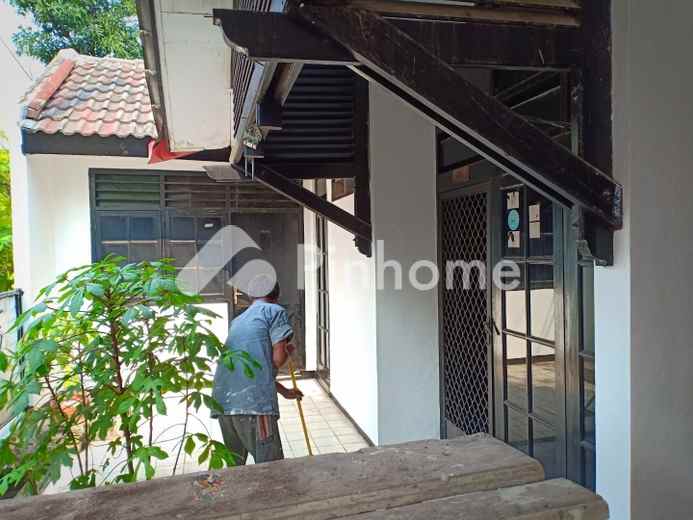 dijual rumah pekayon jaya
