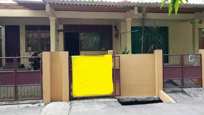 dijual rumah pela mampang