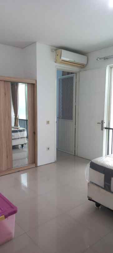 dijual rumah perumahan forest mansion