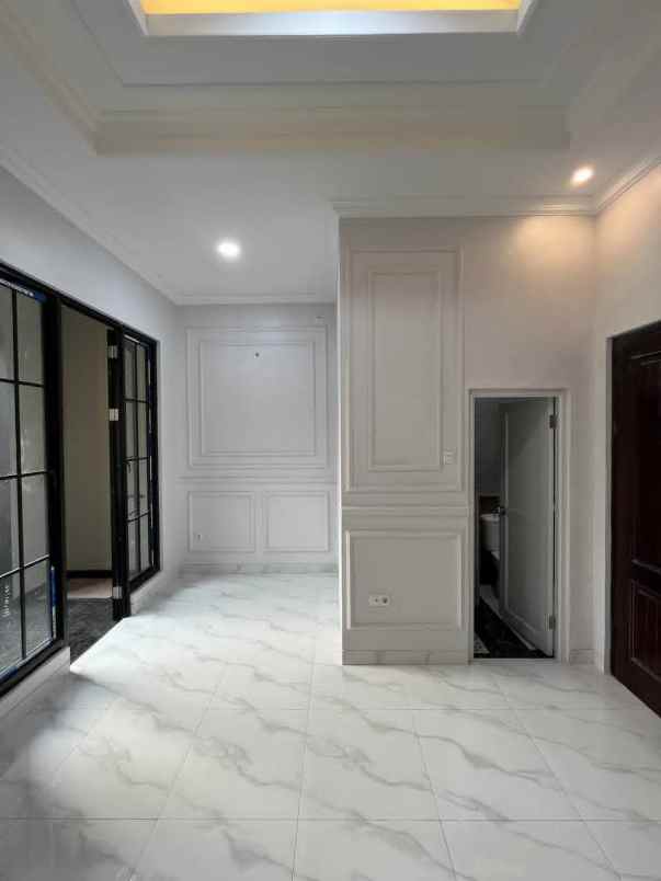 dijual rumah perumahan taman anyelir