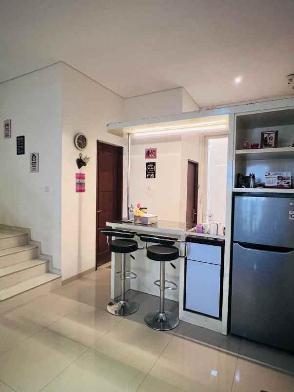 dijual rumah pisces ploso timur