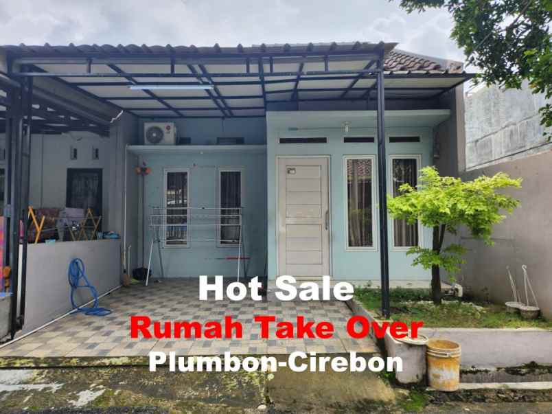 dijual rumah plumbon