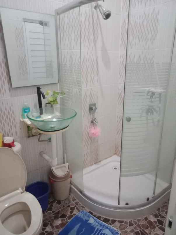 dijual rumah pondok gede