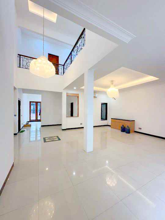 dijual rumah pondok indah