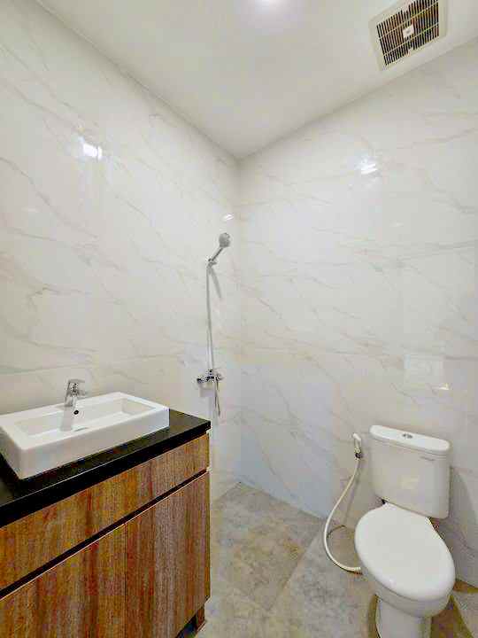 dijual rumah pondok indah