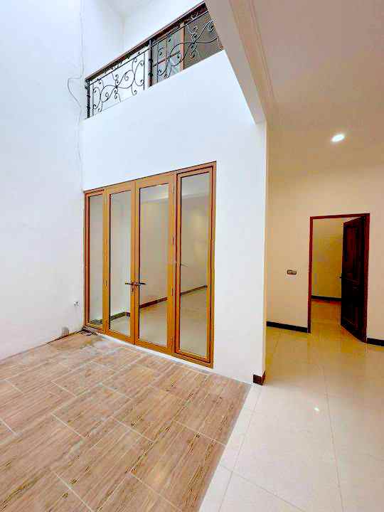 dijual rumah pondok indah