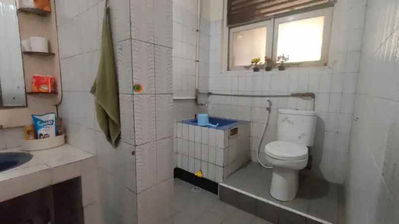 dijual rumah pondok kelapa