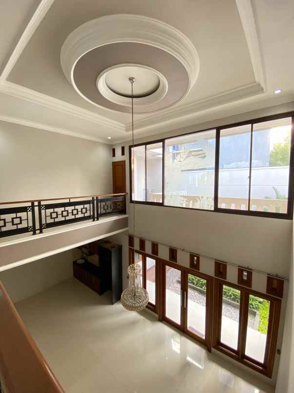 dijual rumah pondok kelapa