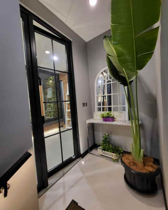 dijual rumah pondok pinang