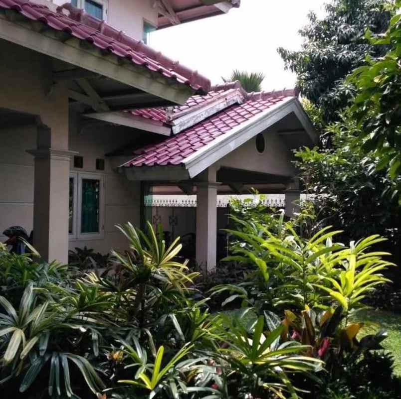 dijual rumah pondok pinang
