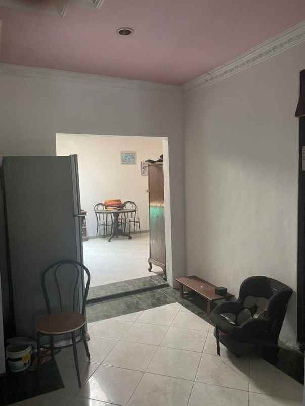 dijual rumah pondok wage indah