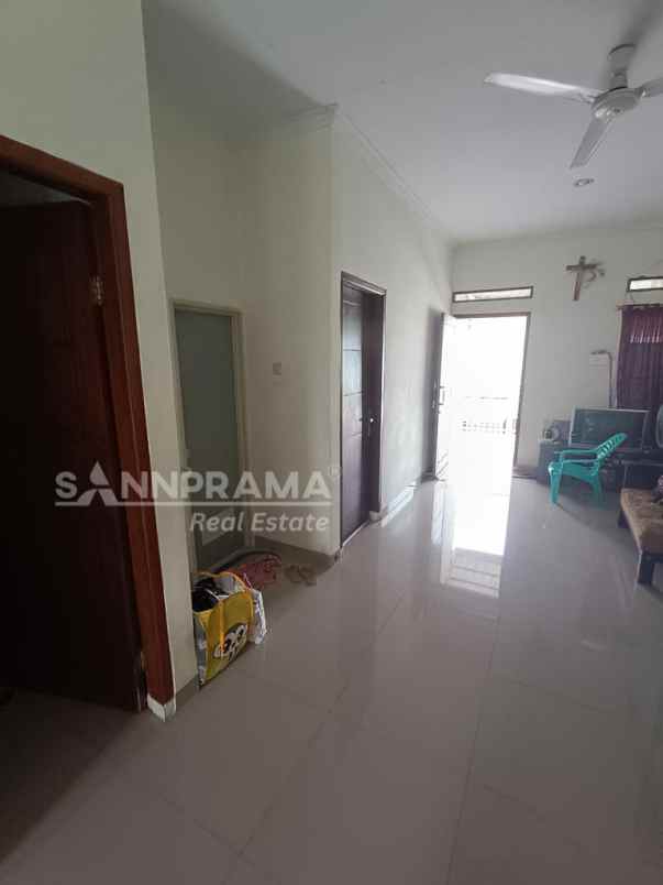 dijual rumah puri depok mas