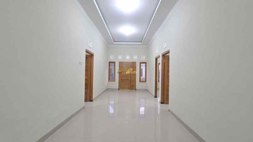 dijual rumah purwomartani kalasan