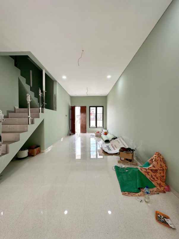 dijual rumah raden inten jakarta timur