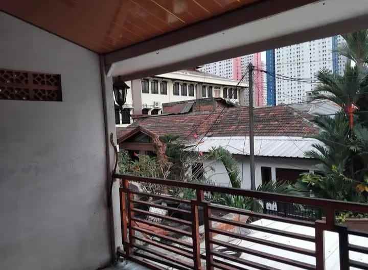 dijual rumah rawasari