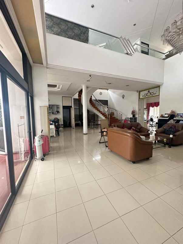 dijual rumah raya satelit utara