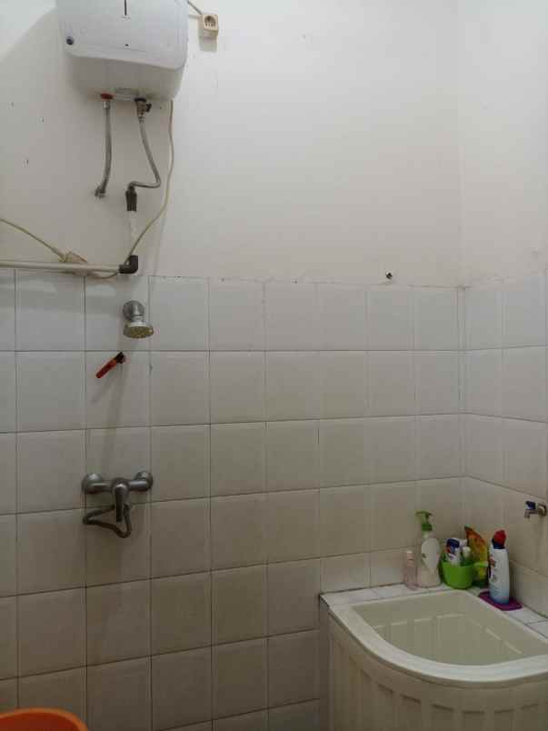 dijual rumah riung hegar