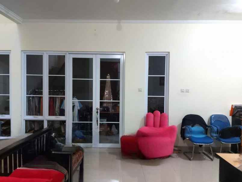 dijual rumah royal residence villas cakung