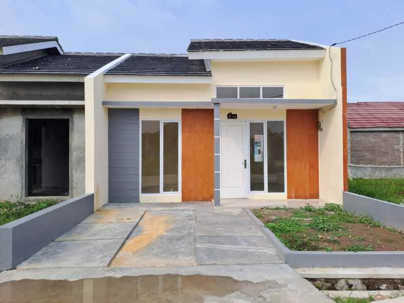 dijual rumah satria jaya