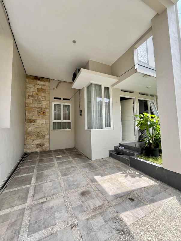 dijual rumah saxophone tunggulwulung