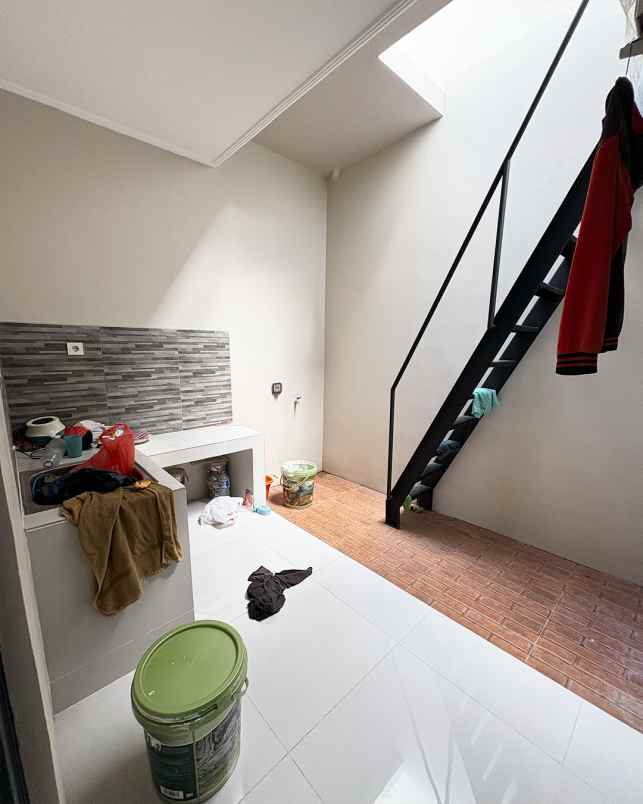 dijual rumah sektor 6 gading serpong