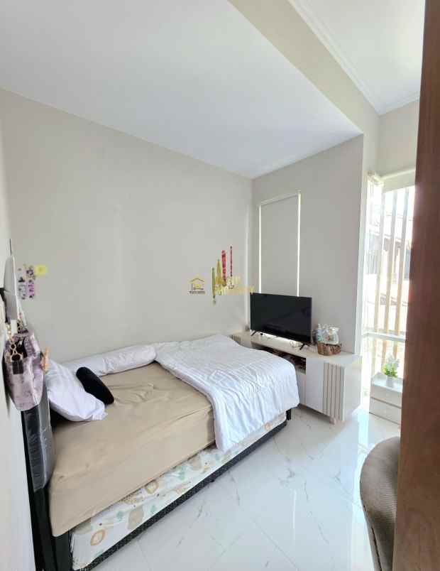 dijual rumah sendangadi kec mlati