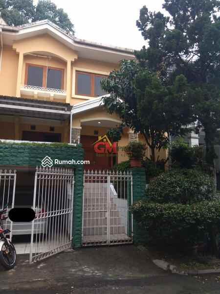 dijual rumah setra duta