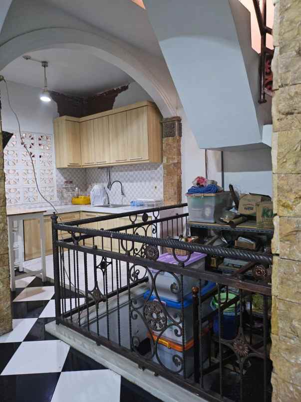 dijual rumah sidotopo