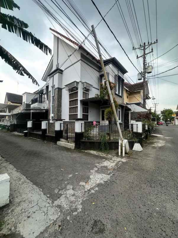 dijual rumah sinduadi kabupaten sleman