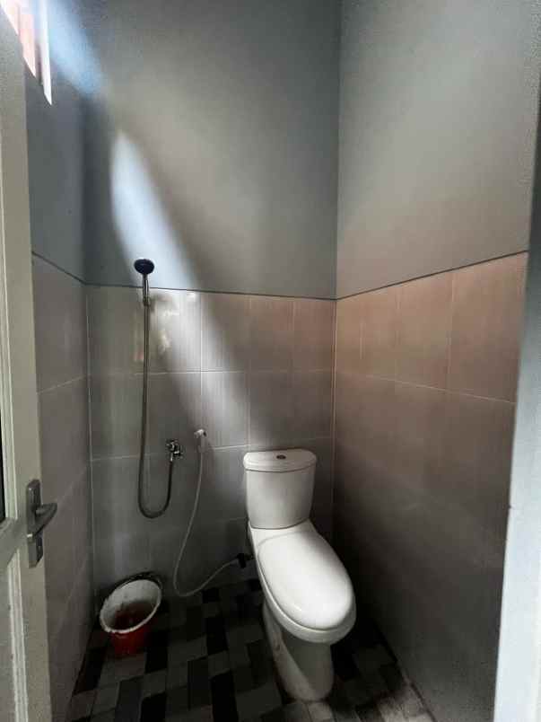 dijual rumah smpn 2 godean