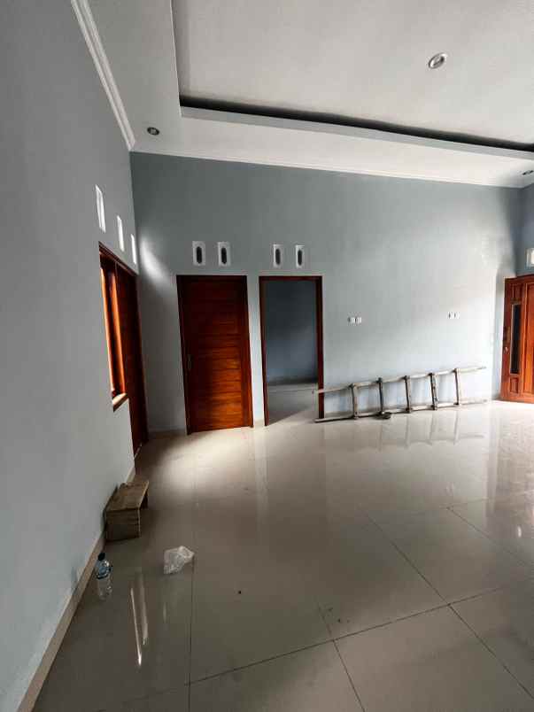 dijual rumah smpn 2 godean
