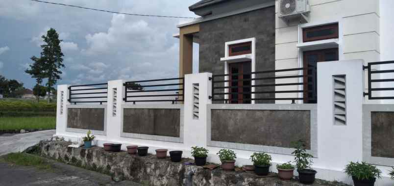 dijual rumah solodiran manisrenggo