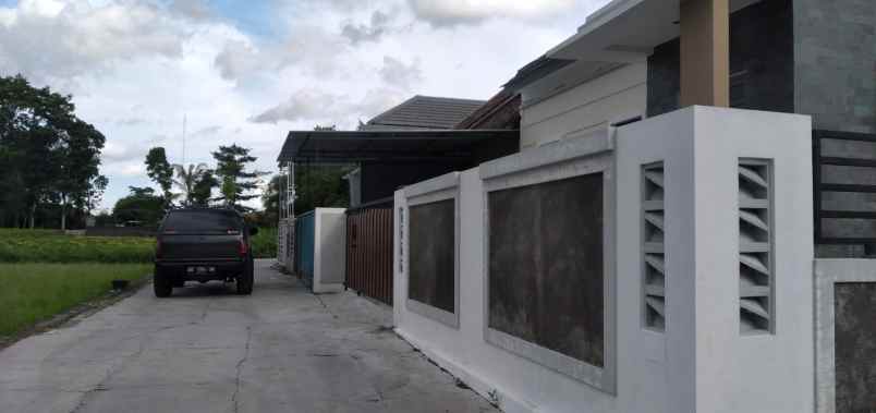 dijual rumah solodiran manisrenggo