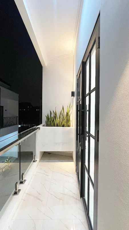 dijual rumah srengseng sawah jagakarsa