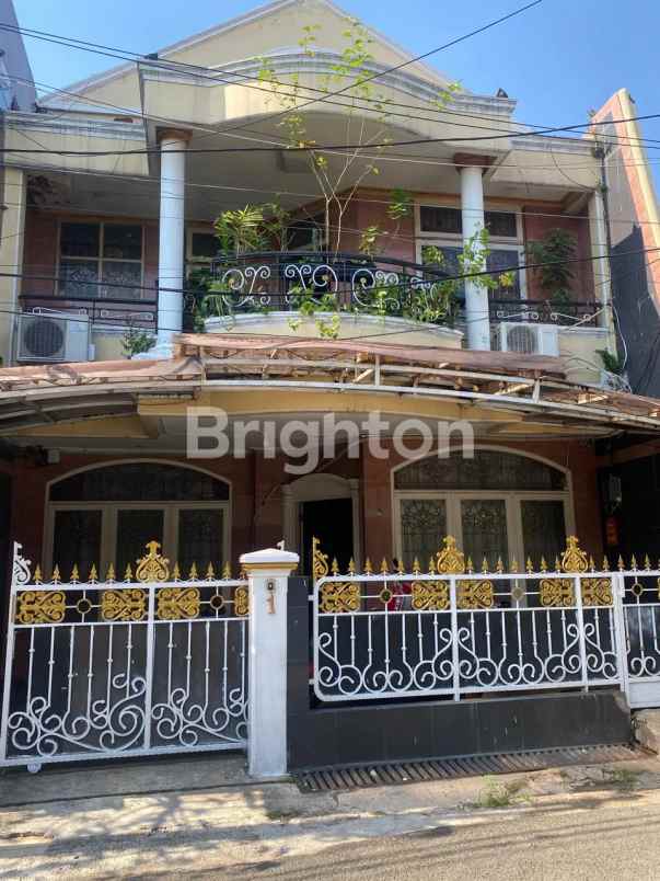 dijual rumah taman aa kebun jeruk