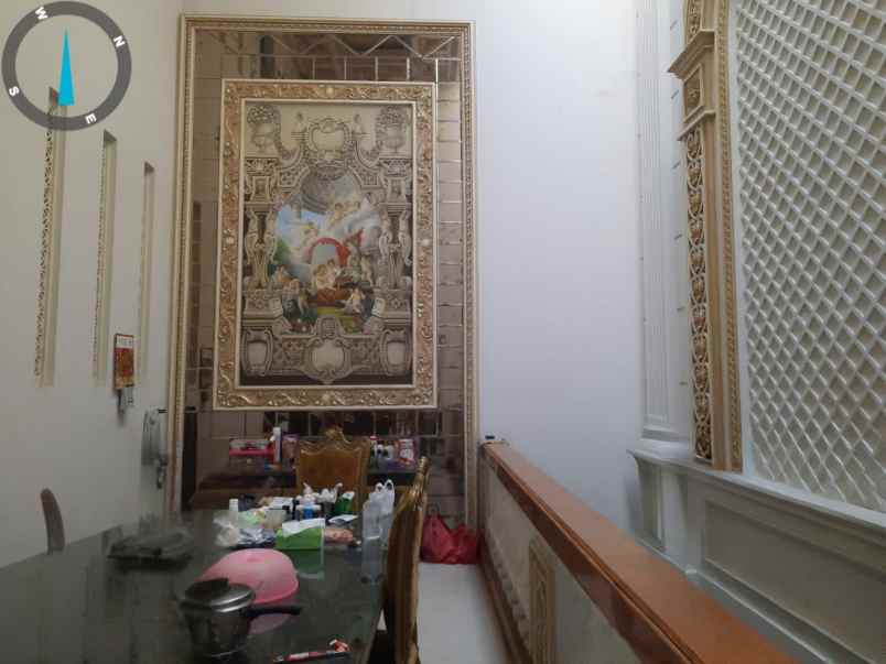 dijual rumah taman palem lestari jakbar