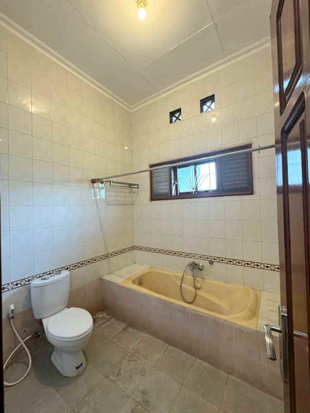 dijual rumah taman sulfat blimbing kota