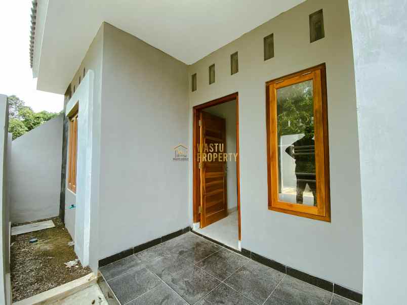 dijual rumah tamanmartani kalasan sleman