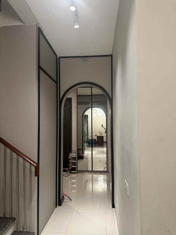 dijual rumah the grand kenjeran pinewood