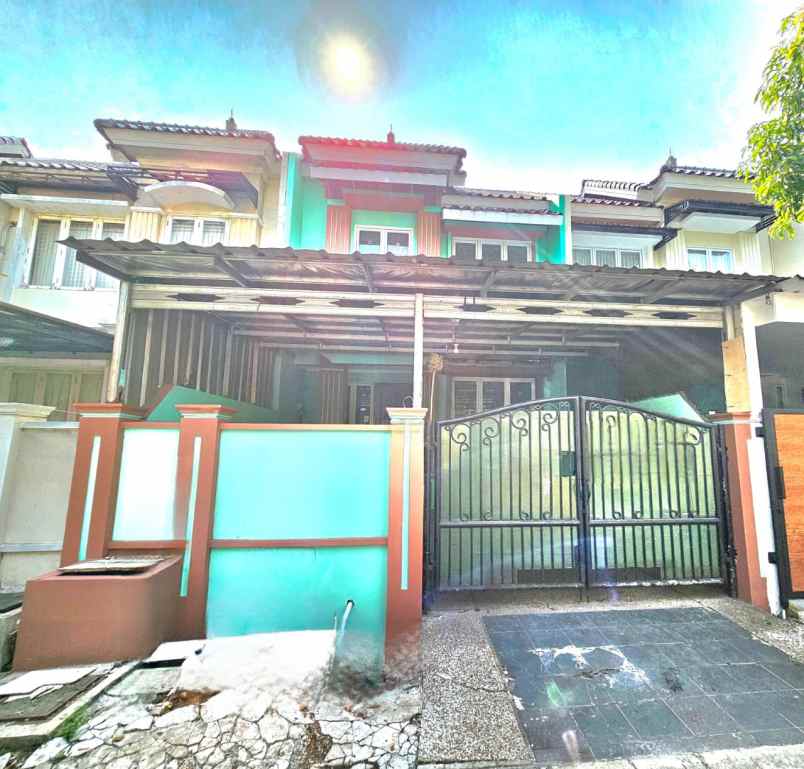 dijual rumah the royal residence