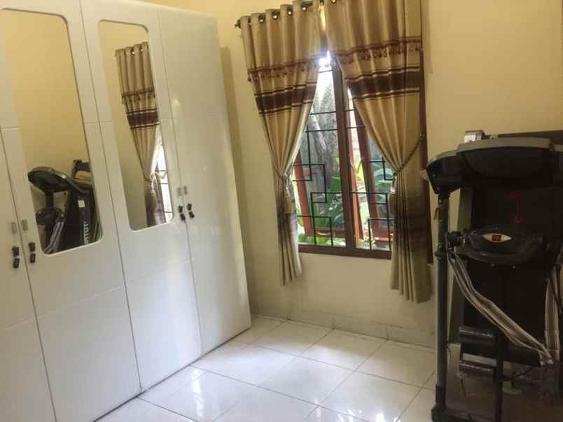 dijual rumah tirtomartani