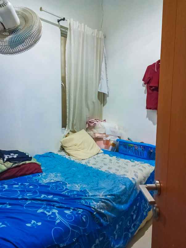 dijual rumah trevista ciputat