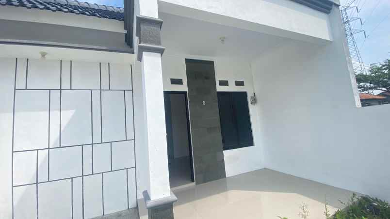 dijual rumah trunuh klaten selatan