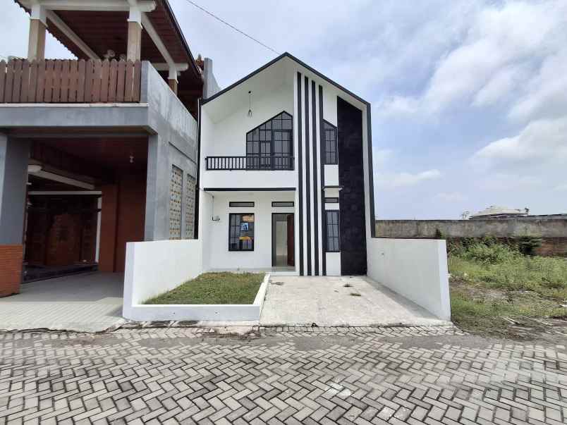 dijual rumah trunuh klaten selatan klaten