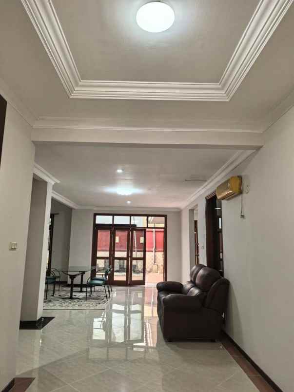 dijual rumah villa bukit mas dukuh