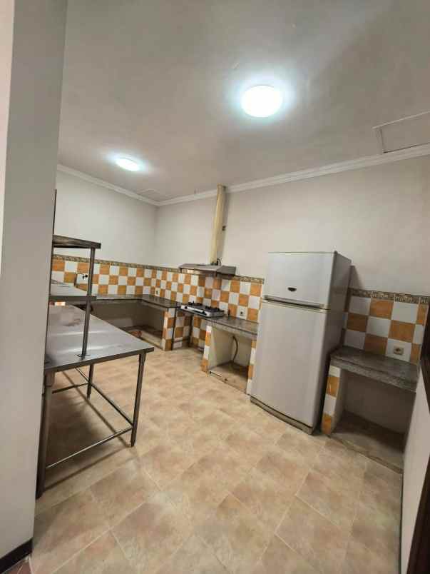 dijual rumah villa bukit mas dukuh