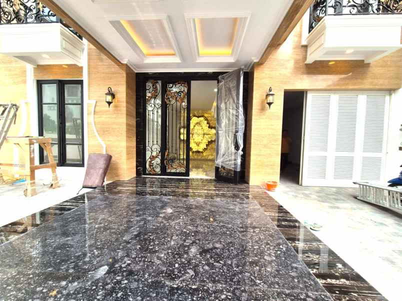 dijual rumah villa gading indah kelapa